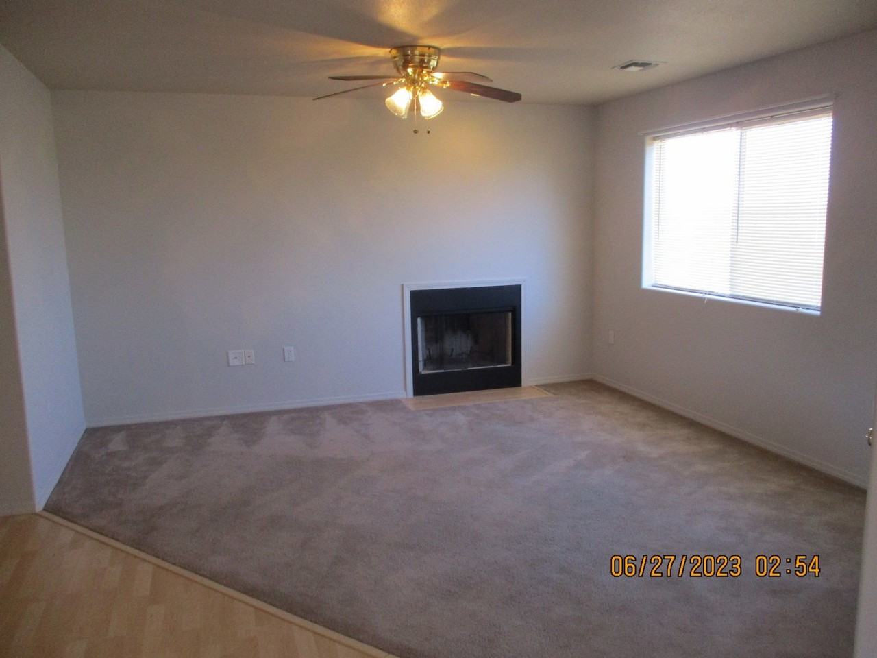 1975 Village Dr - Photo 5 of 16