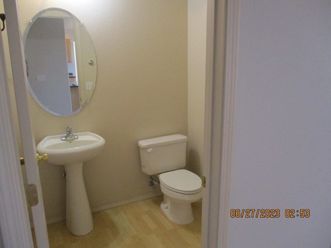 1975 Village Dr - Photo 6 of 16