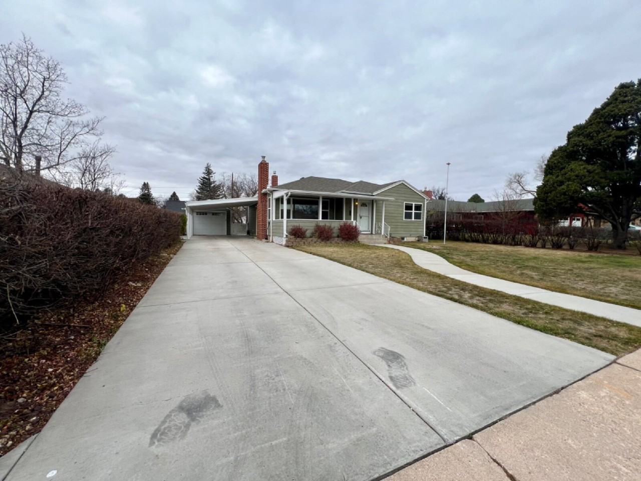 3908 Dey Avenue - Photo 2 of 40