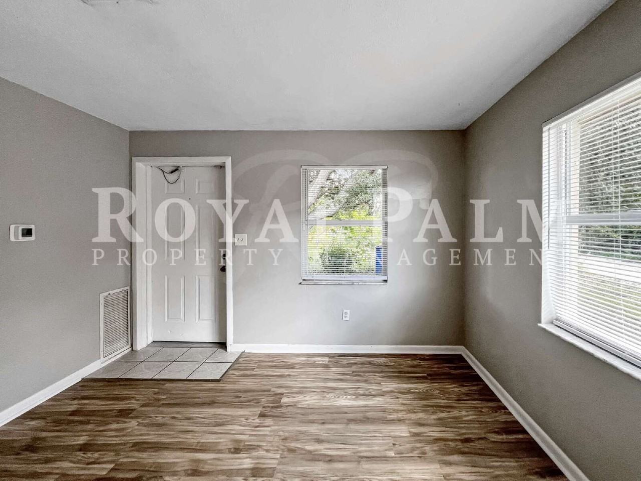 13037 1st St - Photo 5 of 21