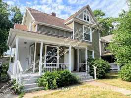 featured image of 452 Oakdale Street Southeast #2