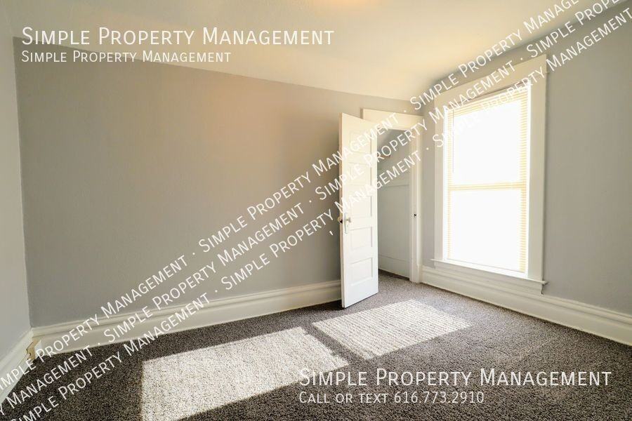 452 Oakdale St Se #2 - Photo 2 of 19