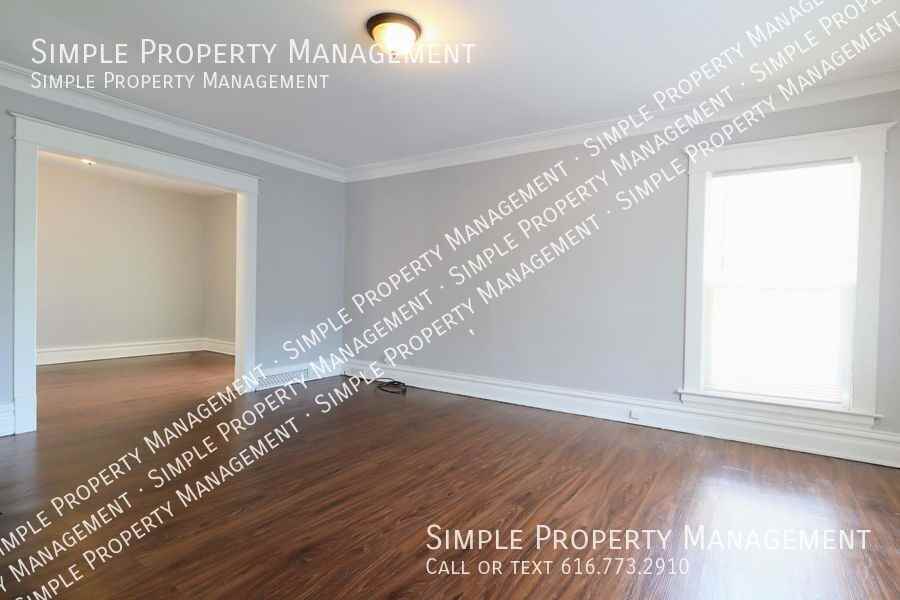 452 Oakdale St Se #2 - Photo 6 of 19