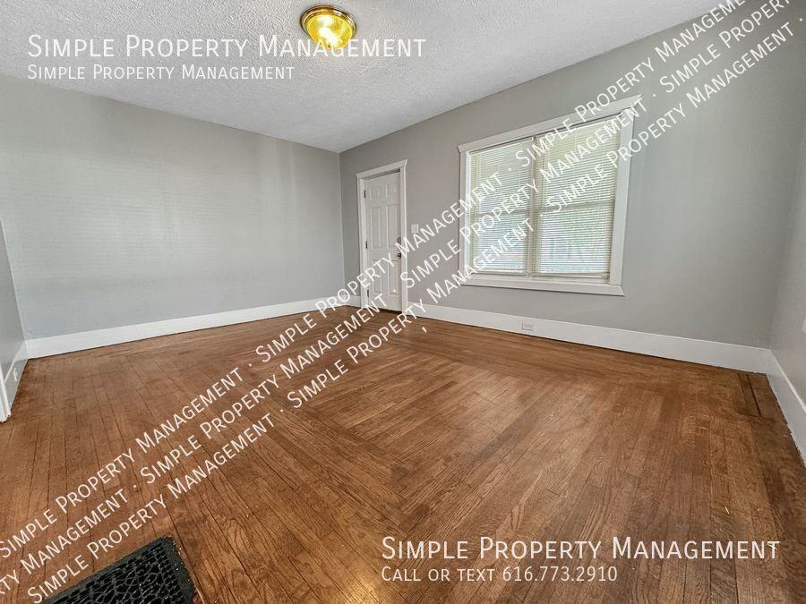 813 813 California - Photo 2 of 13