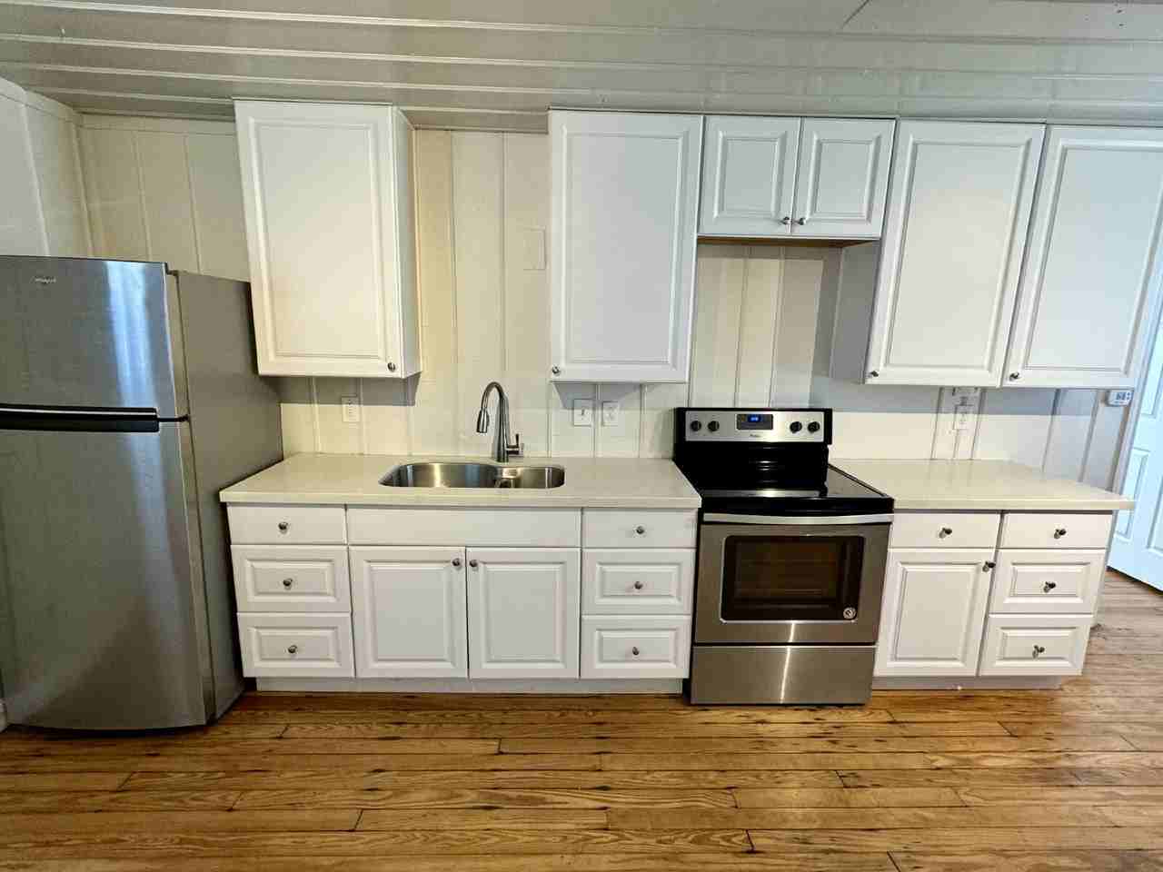 2107 14th Street - Photo 3 of 6