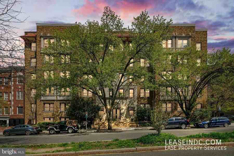 2707 Adams Mill Road Northwest #403