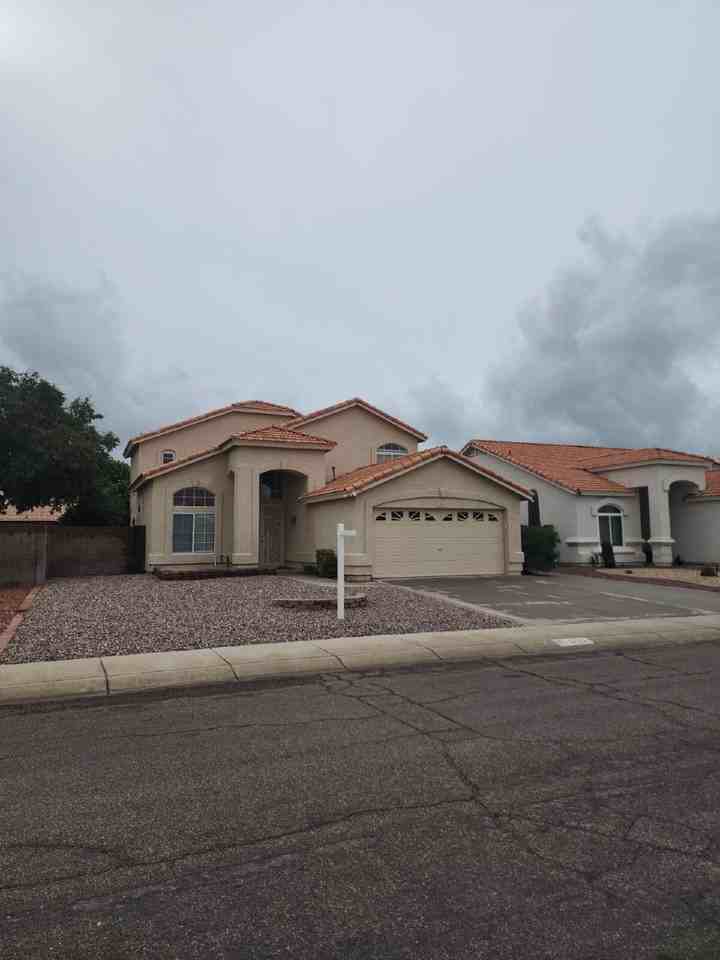 3845 West Charlotte Drive