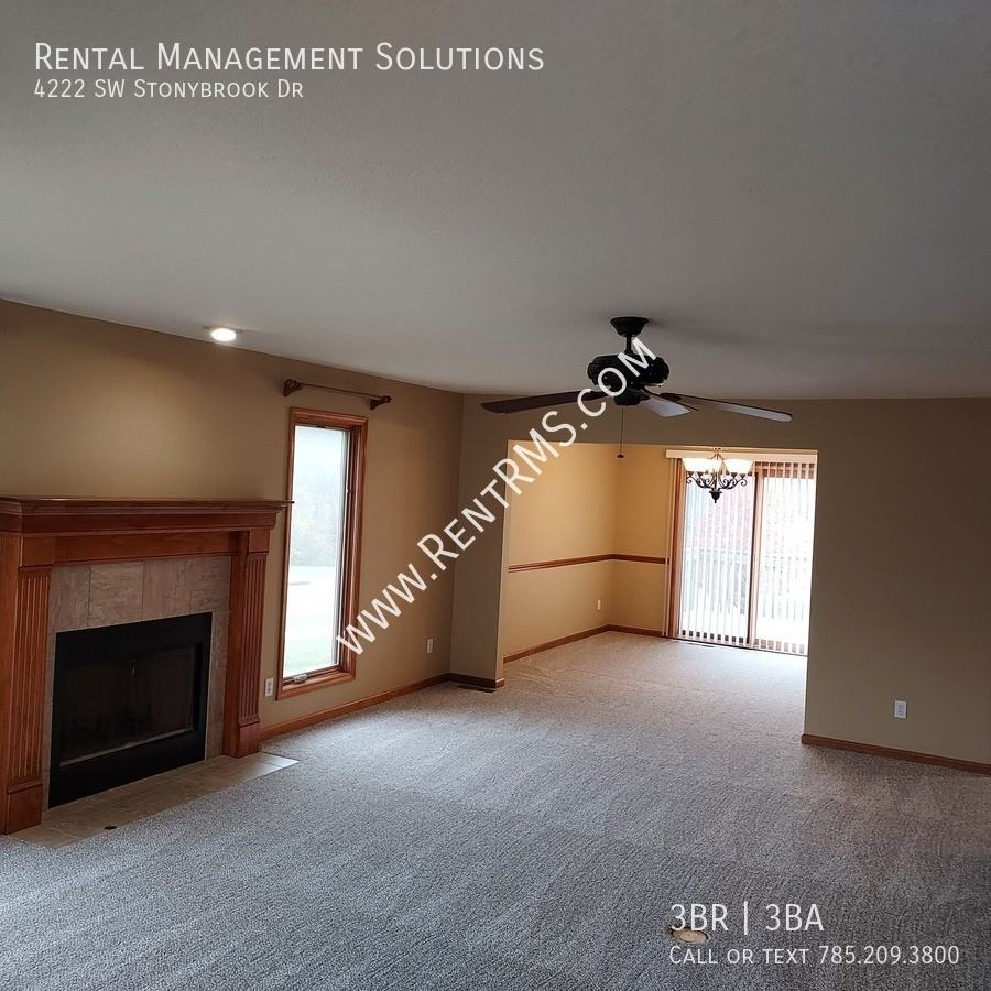 4222 Southwest Stonybrook Drive - Photo 2 of 42