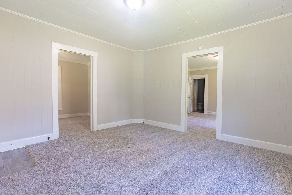 4230 Ogburn Avenue - Photo 2 of 20