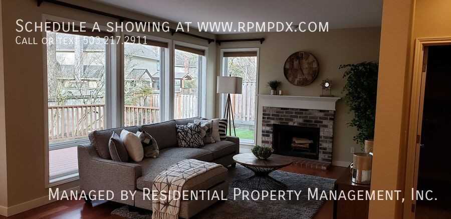 14066 Chatham Ct - Photo 2 of 50