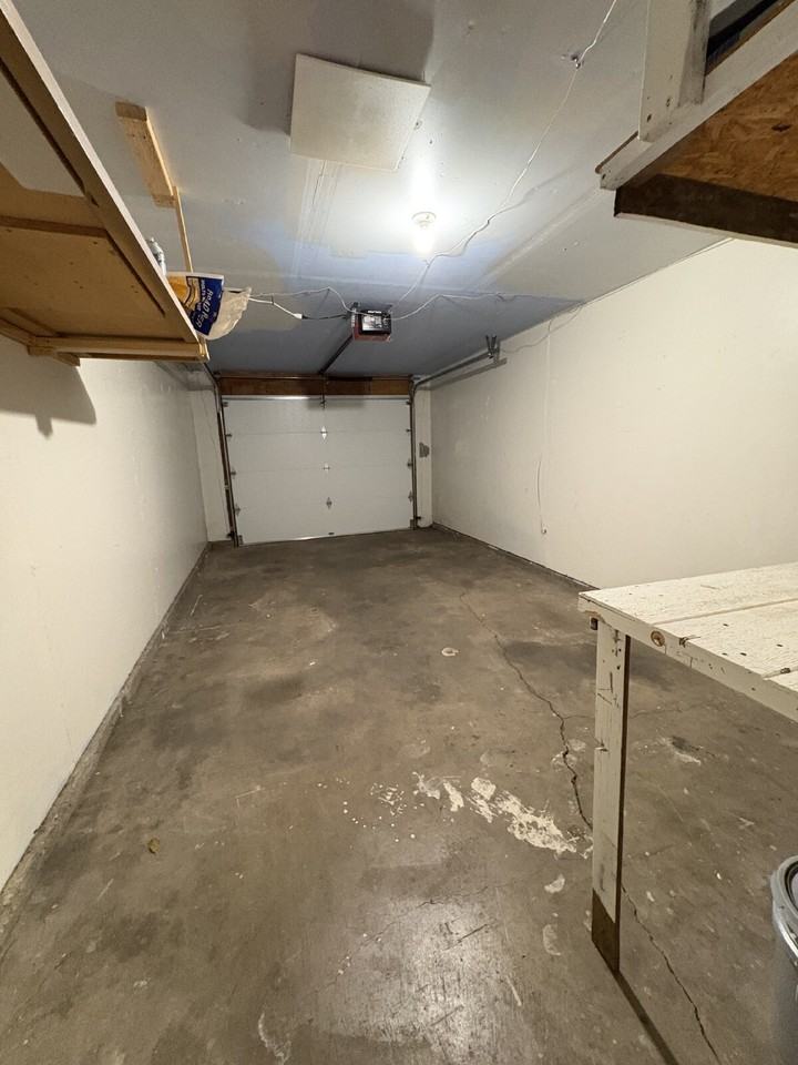 820 Bennett Ave - Photo 7 of 11