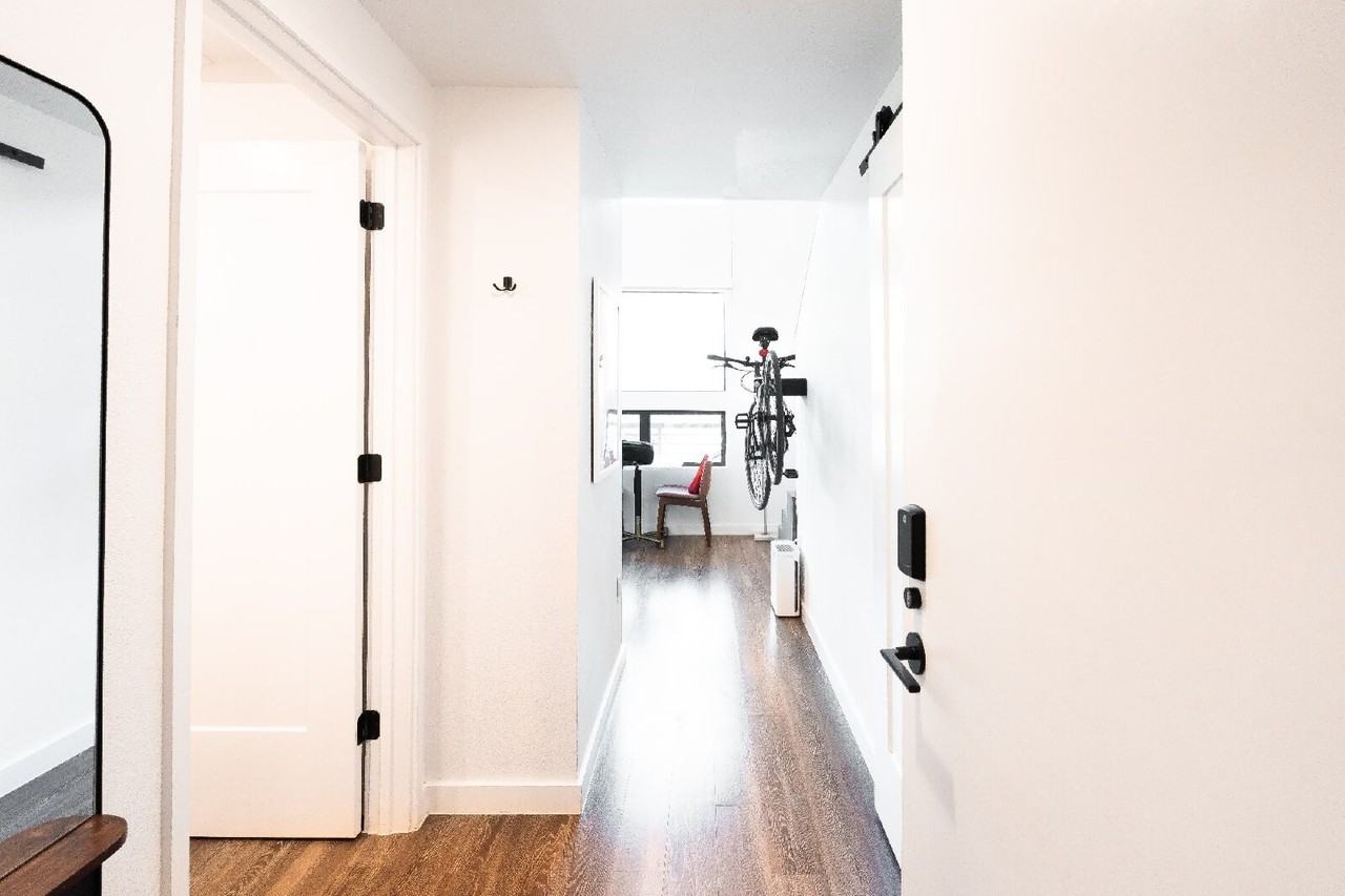 49 Navasota St #209 - Photo 3 of 35