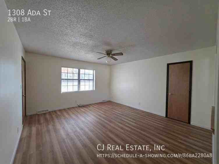 1308 Ada Street - Photo 3 of 9