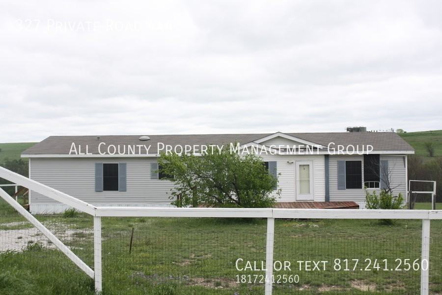 327 Texas Highway 4443 - Photo 2 of 7
