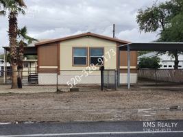 featured image of 3000 West Curtis Road