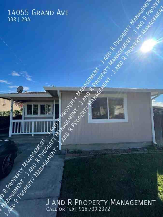 14055 Grand Avenue - Photo 2 of 18