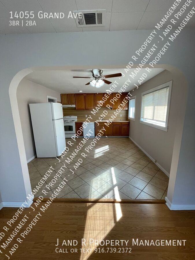 14055 Grand Avenue - Photo 7 of 18