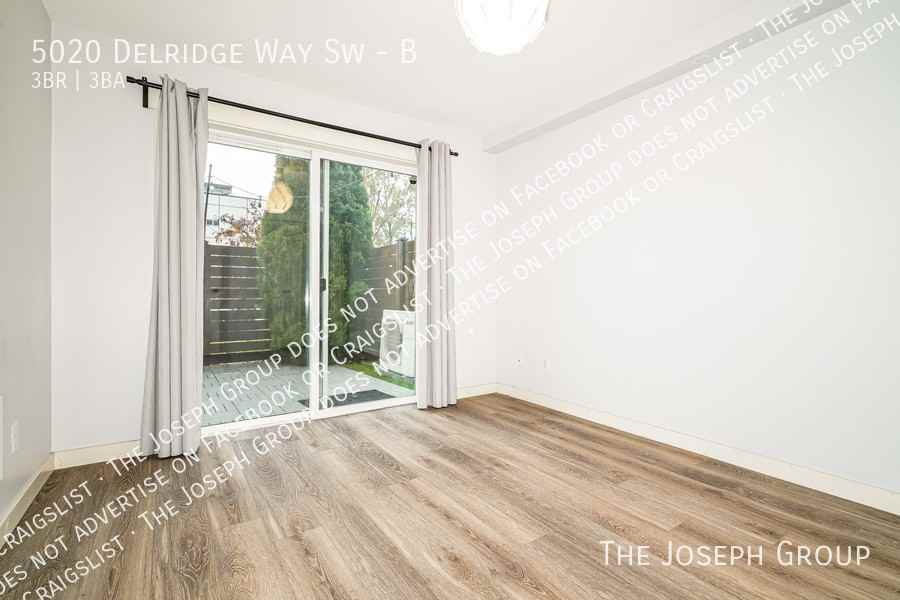 5020 Delridge Way Southwest #B - Photo 3 of 28