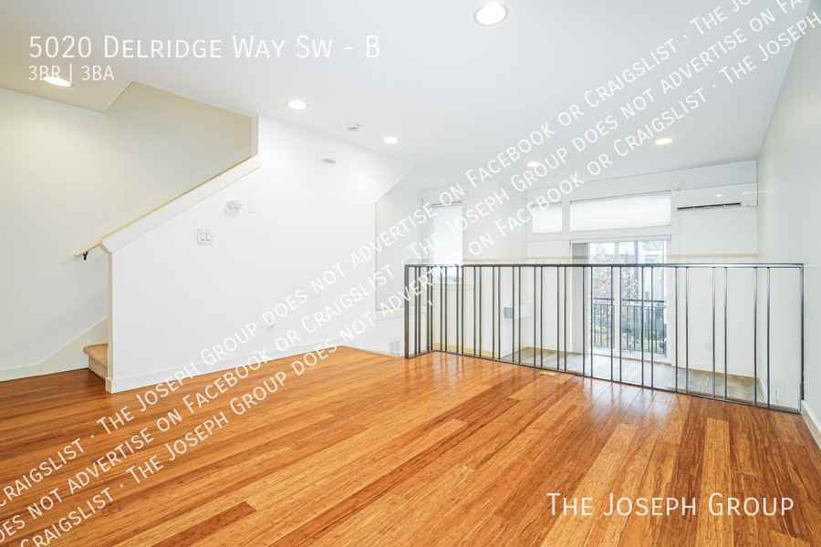 5020 Delridge Way Southwest #B - Photo 7 of 28