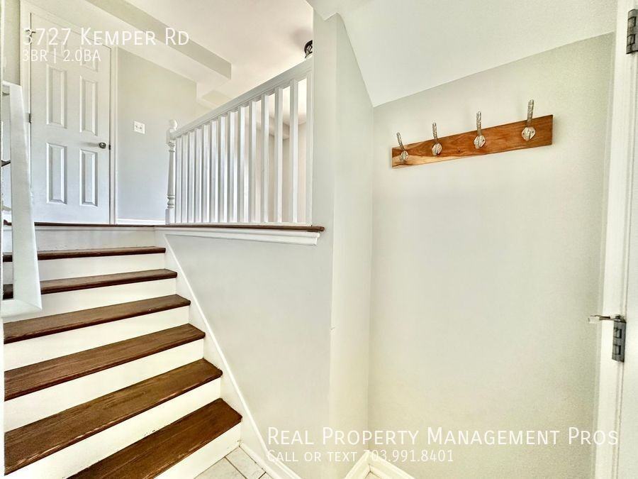 3727 South Kemper Road - Photo 3 of 26