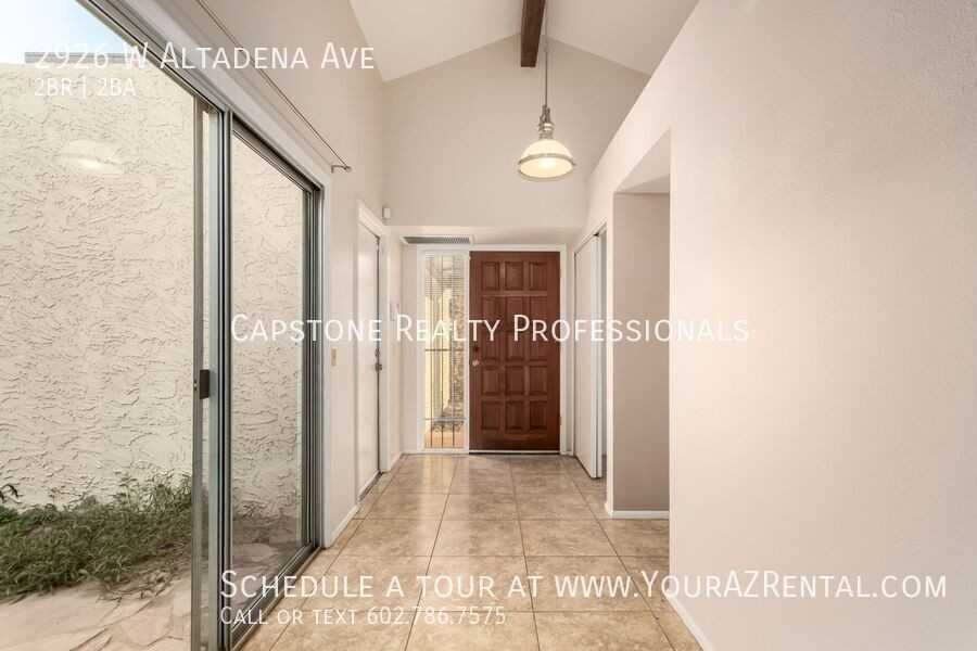 2926 West Altadena Avenue - Photo 2 of 22