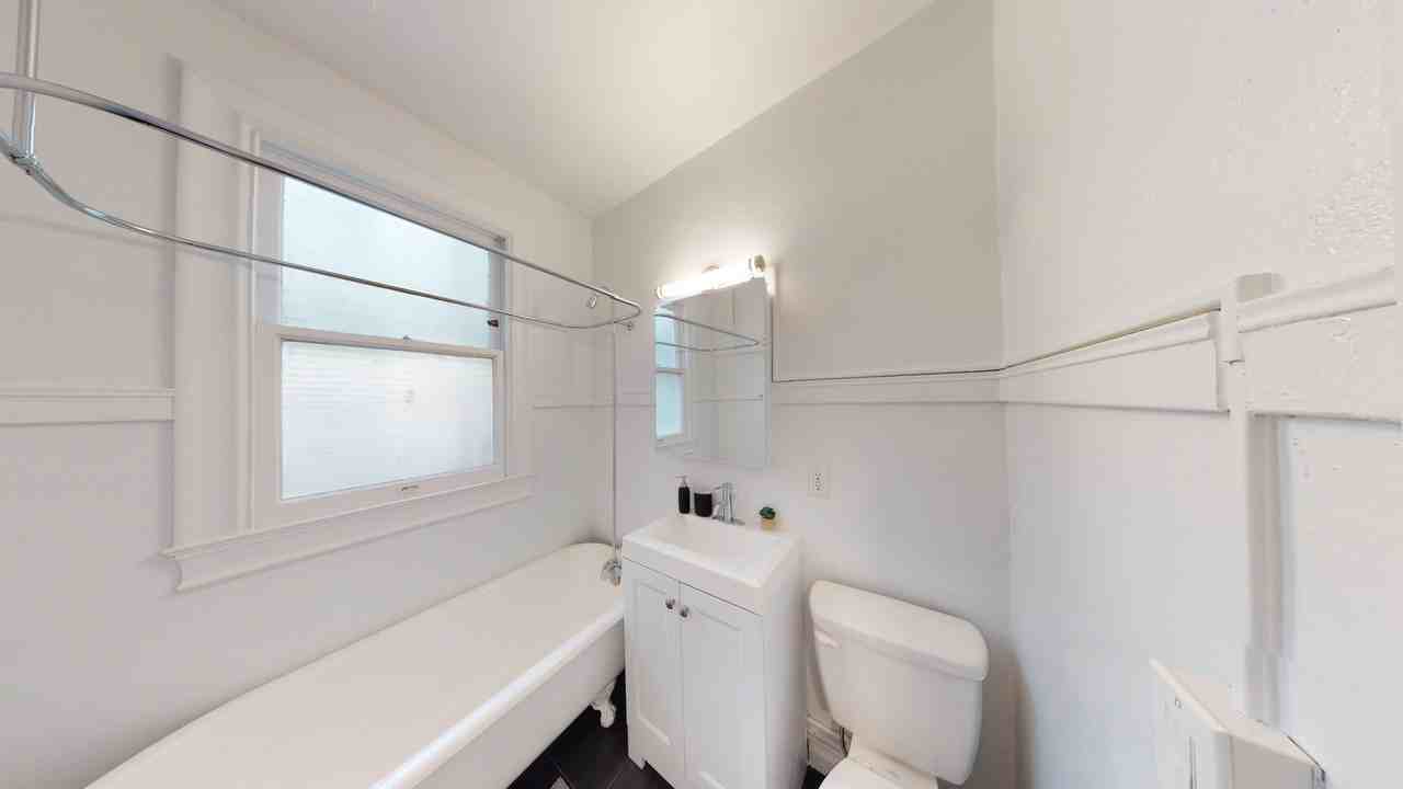 2510 Bancroft Way - Photo 4 of 50