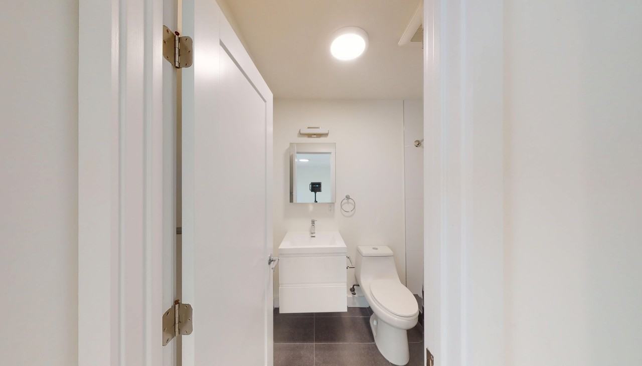 2520 College Avenue - Photo 5 of 50