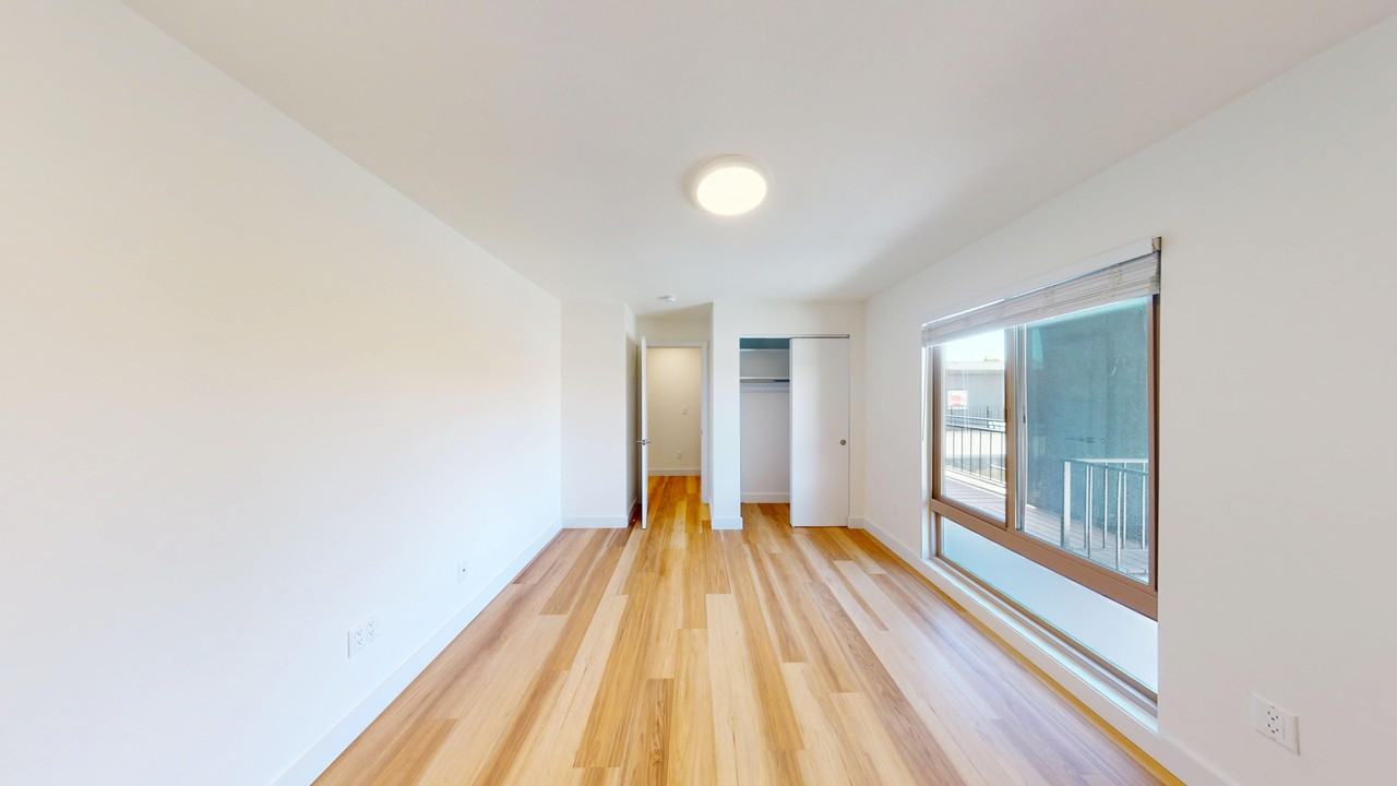 2520 College Avenue - Photo 6 of 50