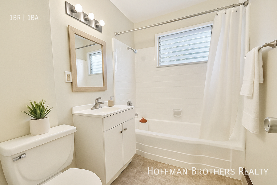 8262 Blackburn Ave #1-2 - Photo 2 of 7