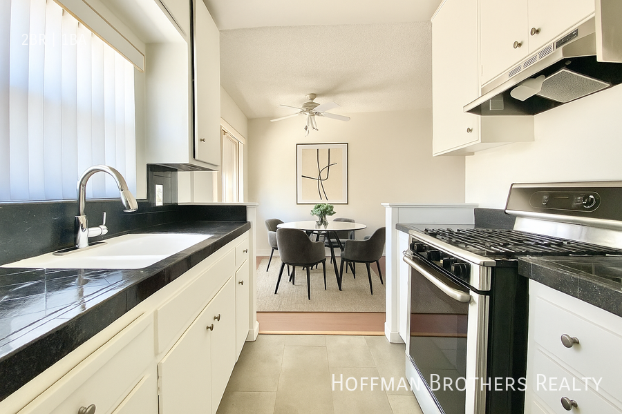 3655 Midvale Ave #10 - Photo 2 of 5