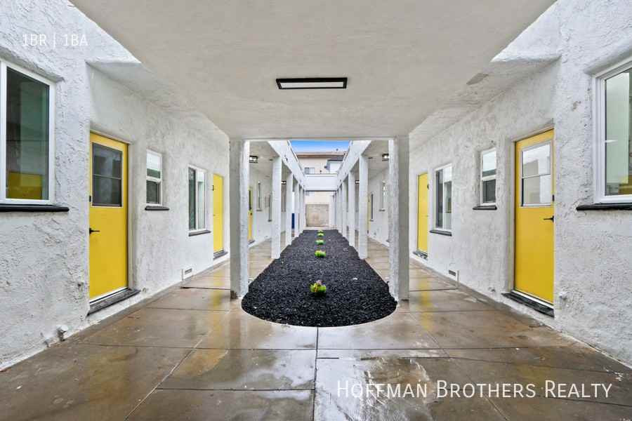 201 North Normandie Avenue #13 - Photo 7 of 16