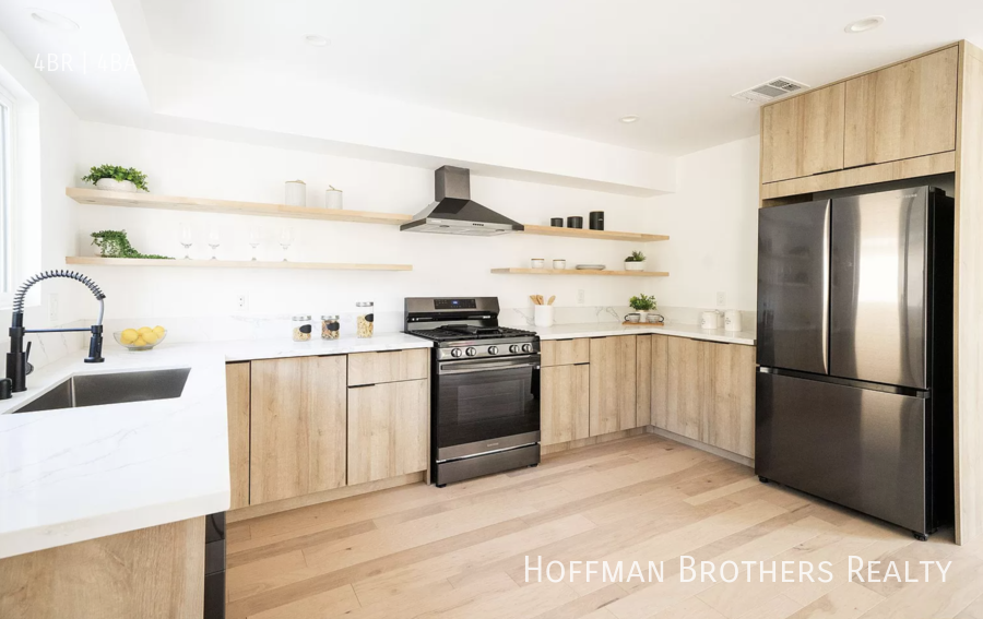 2683 Roseview Avenue #1-2 - Photo 5 of 21