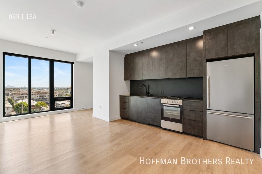 10700 Tabor Street #PH5