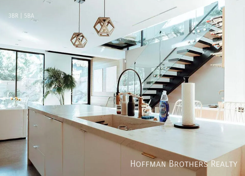 115 Park Pl - Photo 3 of 20