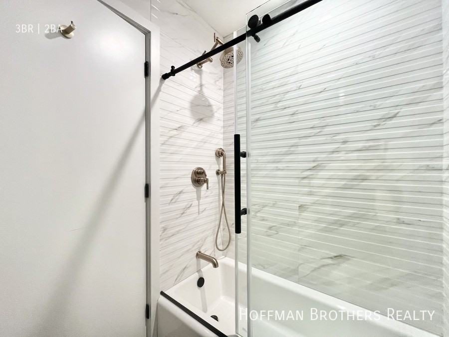 1444 S Crescent Heights Blvd #A - Photo 7 of 9