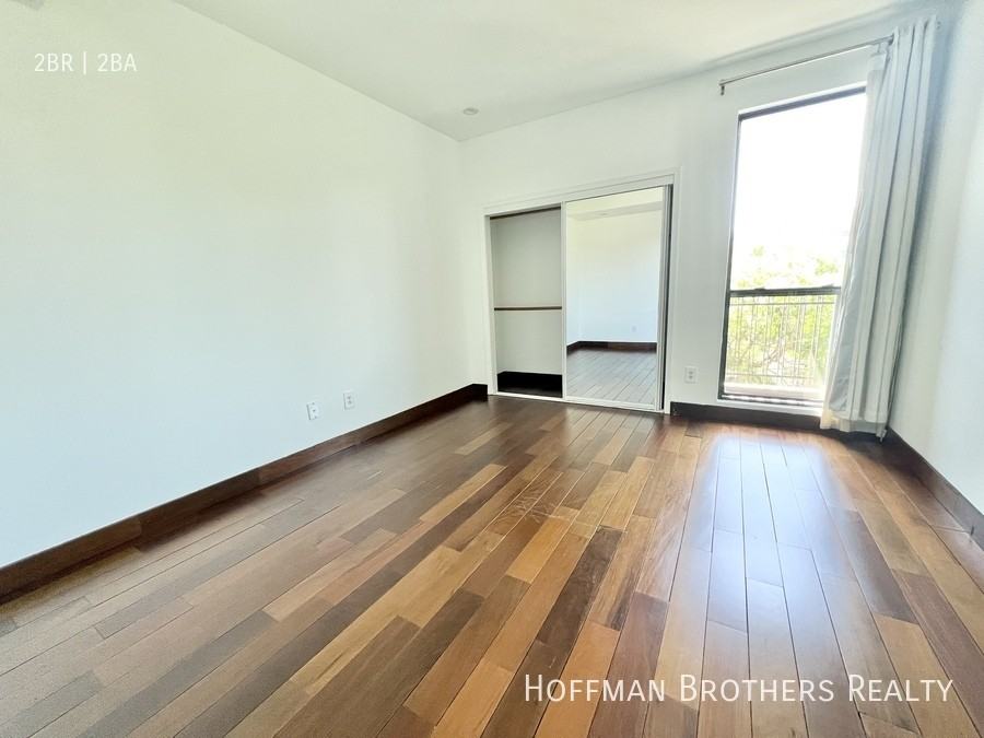 8813 Burton Way #308 - Photo 5 of 6