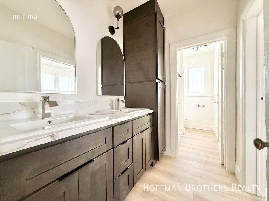 300 North Bonnie Brae Street #103 - Photo 7 of 8