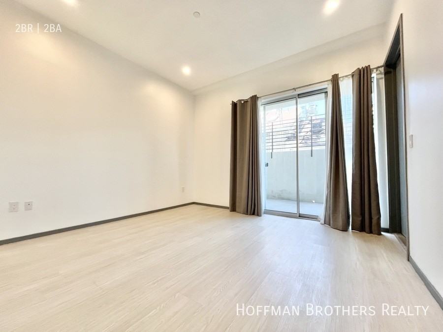 1065 S Wooster St #102 - Photo 7 of 17