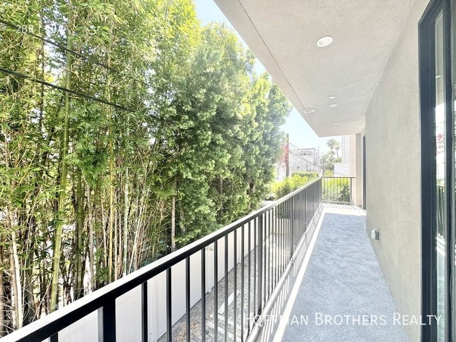 10806 Blix Street #401 - Photo 4 of 12