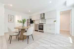featured image of 562 North Kenmore Avenue #3