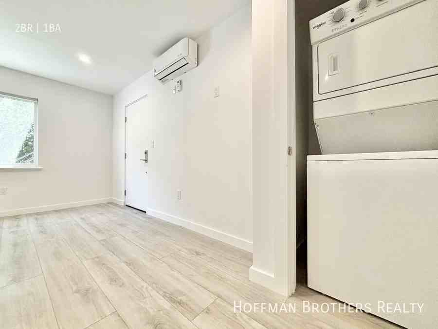 562 North Kenmore Avenue #3 - Photo 6 of 6