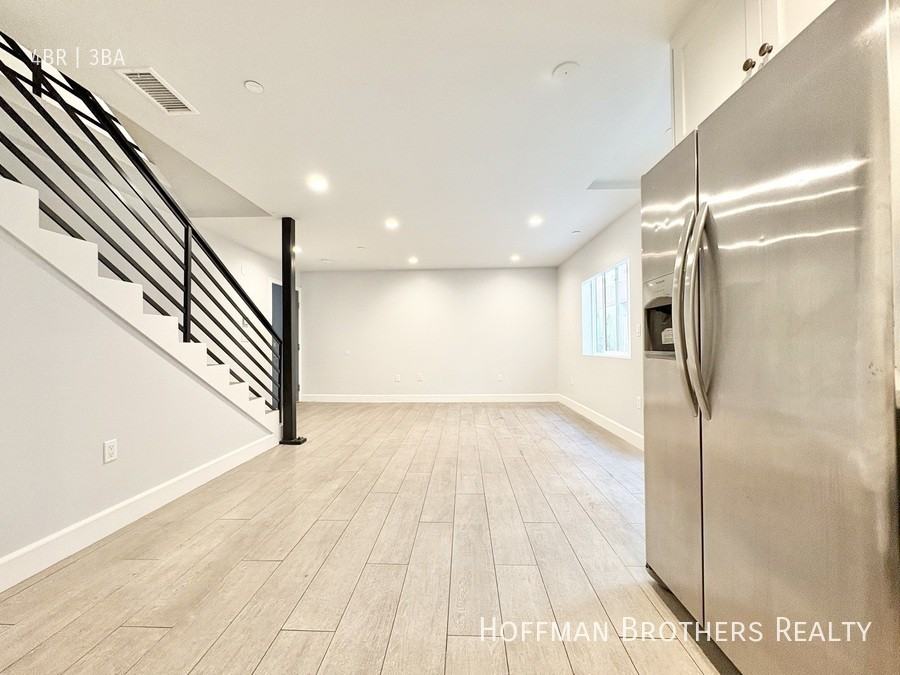 6032 Romaine Street #5 - Photo 4 of 24