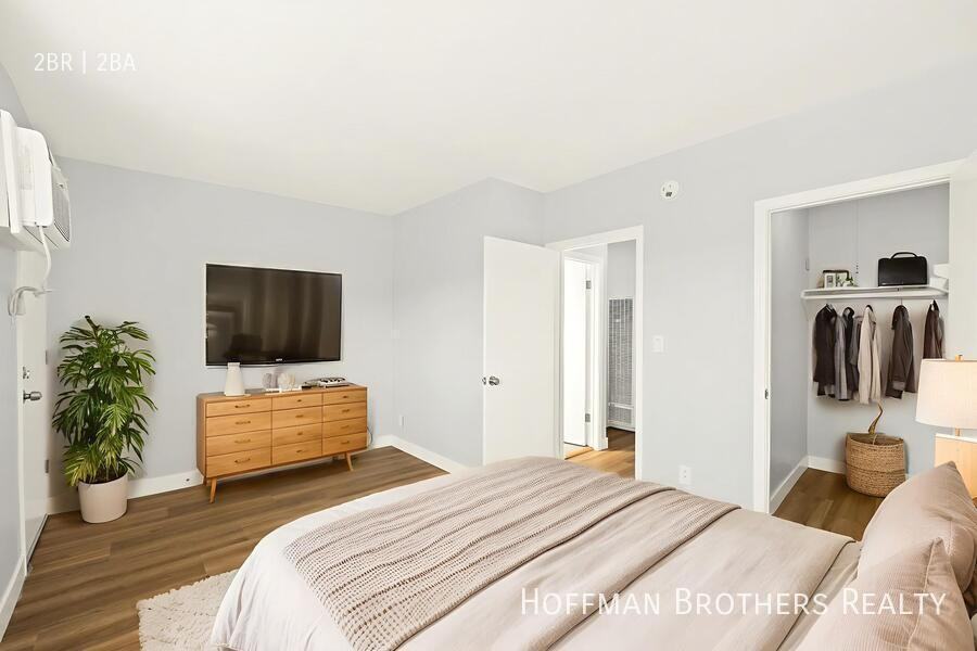 616 San Pascual Avenue #6 - Photo 5 of 7