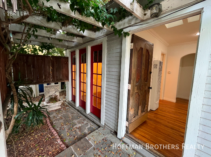 523 South Coronado Street - Photo 6 of 8