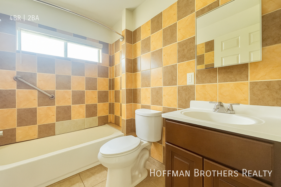 2021 West Temple Street #2021 - Photo 6 of 10