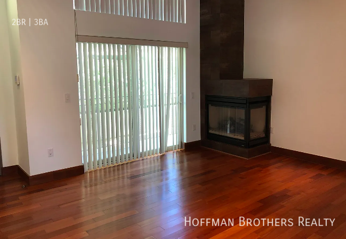 1243 Franklin Street #A - Photo 3 of 9