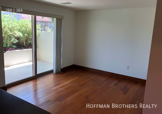 1243 Franklin Street #A - Photo 6 of 9