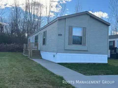 205 Maple Wood #205 - Photo 2 of 13