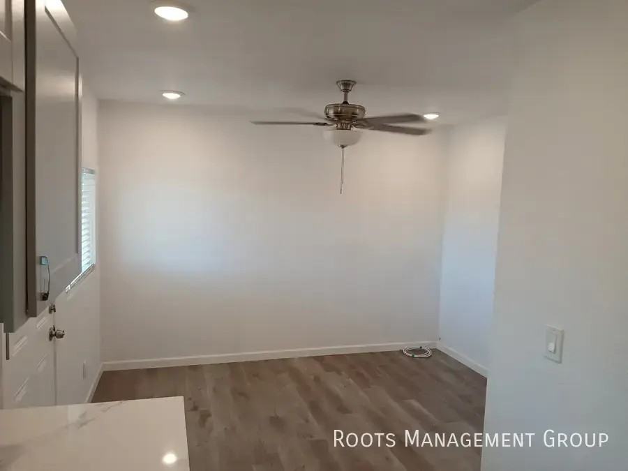 10540 E Apache Trl #425 - Photo 5 of 38