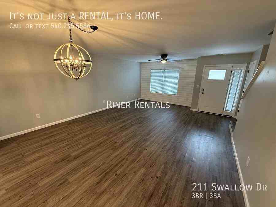 211 Swallow Dr - Photo 3 of 13